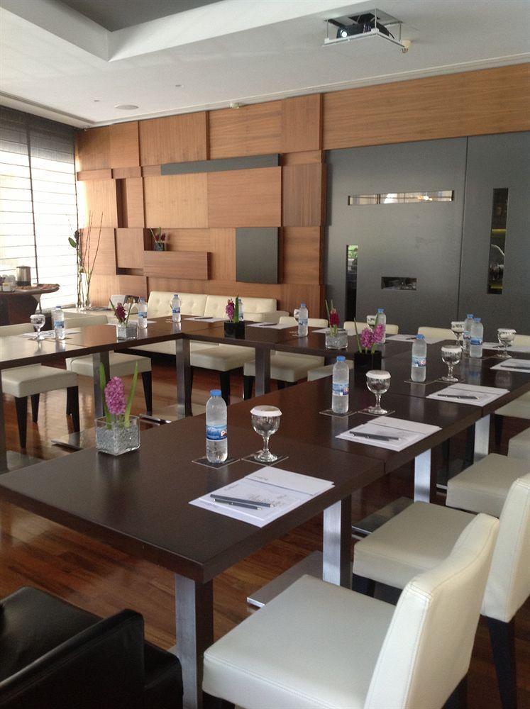 Parktower Suites Beirut Eksteriør bilde